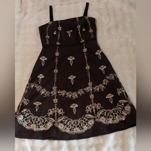 Chic Brown Dress with White Floral Embroidery